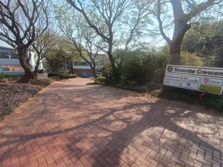 Premium grade office available to let in the prestigious La Lucia Ridge.