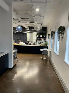 PREMIUM GRADE OFFICE - LA LUCIA RIDGE