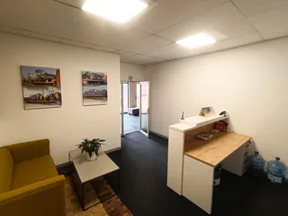 Premium Grade Office Space to Let in La Lucia Ridge