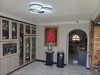 **Unparalleled Versatility and Space in Coveted Brackenhurst**