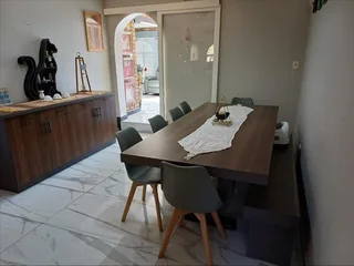 **Unparalleled Versatility and Space in Coveted Brackenhurst**