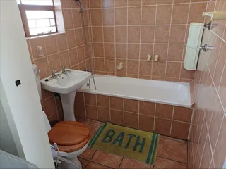 **Unparalleled Versatility and Space in Coveted Brackenhurst**