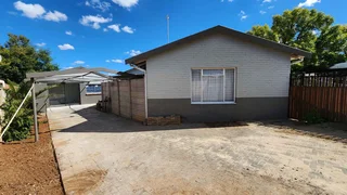 Welcome to Fauna, Bloemfontein, where opportunity and comfort converge at an unbeatable price of ...