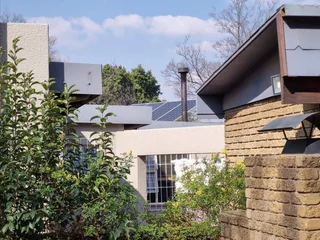 **Charming Three-Bedroom Home with Modern Amenities in Upper Brackenhurst**