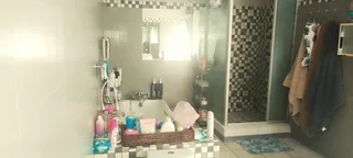 GOING COCERN.INCLUDES IMPLEMENTS.250 HEKT TOP SOIL FOR PLANT OF CROPS.26 HEKT GRAZING LAND.