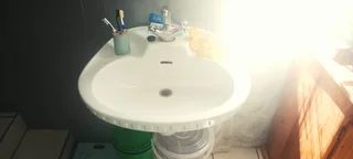 GOING COCERN.INCLUDES IMPLEMENTS.250 HEKT TOP SOIL FOR PLANT OF CROPS.26 HEKT GRAZING LAND.