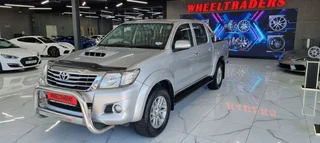 NEAT Toyota Hilux 3.0 D-4D D/Cab Raider Legend 45 AT for sale!