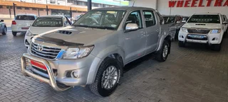 NEAT Toyota Hilux 3.0 D-4D D/Cab Raider Legend 45 AT for sale!