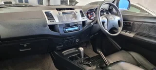 NEAT Toyota Hilux 3.0 D-4D D/Cab Raider Legend 45 AT for sale!