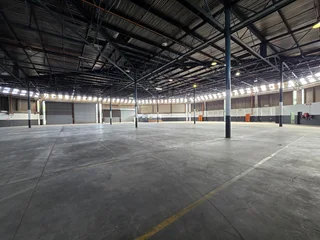 Neat Warehouse available To Let in a secure 24hr Industrial Park.