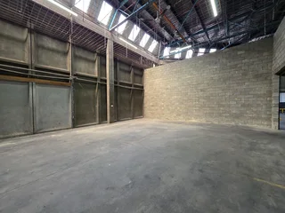 Neat Warehouse available To Let in a secure 24hr Industrial Park.