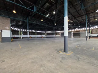 Neat Warehouse available To Let in a secure 24hr Industrial Park.