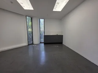 Neat Warehouse available To Let in a secure 24hr Industrial Park.