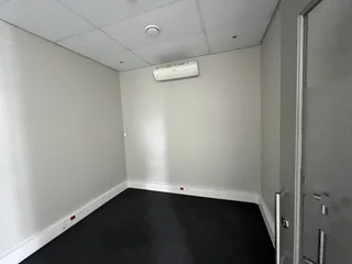 300 m2 Ground Floor office To Let in Century City