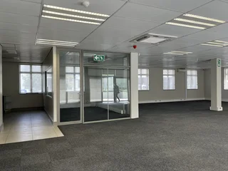 300 m2 Ground Floor office To Let in Century City
