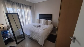 Modern 2-Bedroom Apartment with Secure Parking
