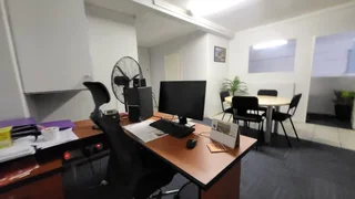 Prime 115 sqm Commercial Space – Ideal for Your Business!