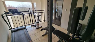 PRIME LOCATION ! PERFECT FAMILY HOME!