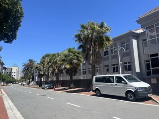 352 m2 Ground Floor office to let in Century City