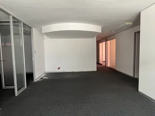 352 m2 Ground Floor office to let in Century City