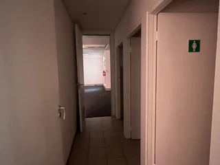 352 m2 Ground Floor office to let in Century City