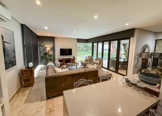 A Stunning Blend of Comfort and Contemporary Style