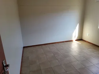 **Spacious Family Home with Additional Flats - Perfect for Investment or Family Living**