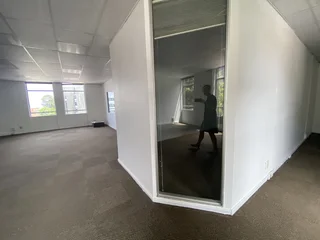 Modern Fitted Office Space To Let in Prime Rosebank Location