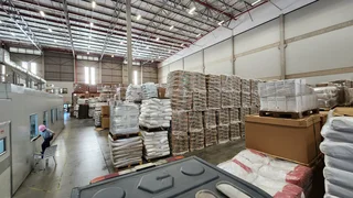 Prime 2&#39;731m2 A-Grade Warehouse To Rent in Glen Anil | Swindon Property