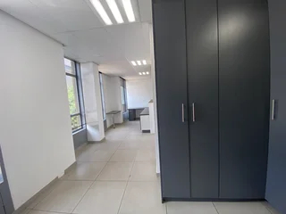 Modern Fitted Office Space To Let in Prime Rosebank Location