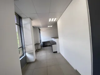 Modern Fitted Office Space To Let in Prime Rosebank Location