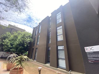 Modern Fitted Office Space To Let in Prime Rosebank Location