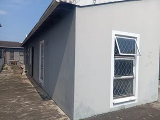 Lovey Home In Newlands