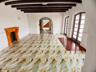 5 Bedroom Upper Glenwood Gem