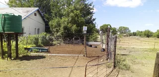 18 PlOTS IN TOTAL.STRONG WATER.IDEAL FOR SHEEP AND LARGE VEGETABLE PROJECT. DONT MISS. SOLAR POWER