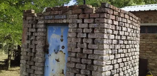 18 PlOTS IN TOTAL.STRONG WATER.IDEAL FOR SHEEP AND LARGE VEGETABLE PROJECT. DONT MISS. SOLAR POWER