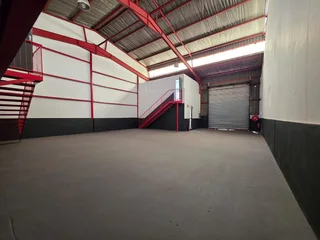 Warehouse available To Let in Jet Park, Boksburg