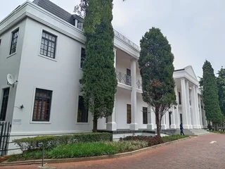 291m² Office To Rent, Rivonia