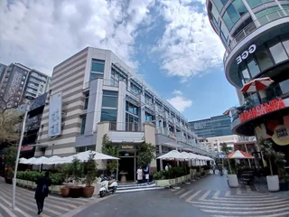 352 sqm Office to Let in Rosebank