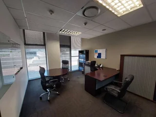 1245 sqm Office to Let in Bedfordview