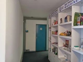 450m² Warehouse to let Eastgate