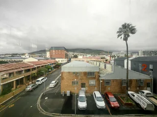 118m² Office Space To Let in Woodstock