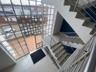 362 sqm Office To Let in Fourways