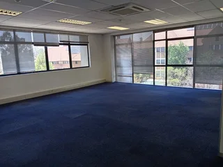 115m² Office to rent Sunninghill