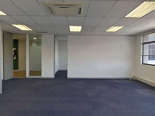 115m² Office to rent Sunninghill