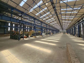 Warehouse with Yard available To Let in Wadeville, Germiston