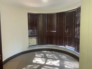 111 sqm Office To Let in Bryanston