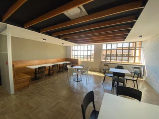 164 sqm Office To Let in Bryanston