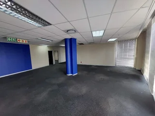 636 sqm Office to Let in Bedfordview
