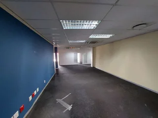 636 sqm Office to Let in Bedfordview